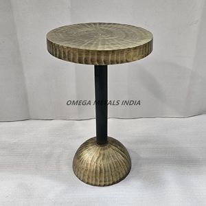 Mesas auxiliares clásicas de oro antiguo, muebles de metal de alta calidad para decoración del hogar, perfectos para interiores modernos y tradicionales - Product Image 2