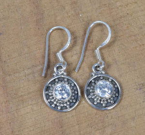 ต่างหูเพชรพลอยบุษราคัมสีขาว925แข็งต่างหูผู้หญิงคลาสสิกสำหรับ April birthstone สวมใส่ทุกวันและอุปกรณ์เสริมสำหรับปาร์ตี้ - Product Image 4