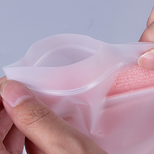 Sacs d'emballage pour vêtements en polyéthylène mat, imperméables, recyclables, avec fermeture éclair givrée, logo imprimé personnalisé, taille plus - Product Image 2