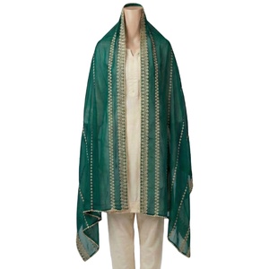 Vente en gros de textiles AHE, 12 couleurs, hijabs en mousseline africaine, châles pour femmes, broderie florale avec strass, légers, respirants, pour tous les jours - Product Image 1