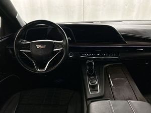 รถยนต์อเนกประสงค์ SUV ครอสโอเวอร์ รุ่น E-SCALADE ESV SPORT PLATINUM ปี 2023 สีเทา ขับเคลื่อนสี่ล้อ 4WD ความจุถังน้ำมัน 28 แกลลอน ระยะทางวิ่ง 18 ไมล์ต่อแกลลอน เครื่องยนต์ 6.2L V8 420 แรงม้า เกียร์อัตโนมัติ ใช้งานได้อย่างเหมาะสม - Product Image 2