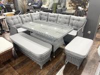 Ensemble de canapés d'angle contemporains en rotin de luxe pour jardin, terrasse, table à manger extérieure - Utilisation hôtelière et en salon