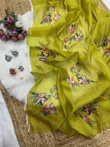 Collection de saris de créateur indien Bollywood avec bordure Val Moti et travail à la main en tissu de soie Teby doux pour femme - Product Image 6