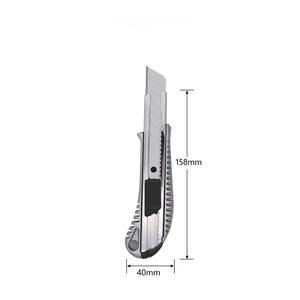 มีดตัด<span class=keywords><strong>แบบ</strong></span>หักได้ขนาด 18 มม. สำหรับงานหนัก พร้อมตัวล็อคด้านข้าง ตัวเครื่องทำจากอะลูมิเนียม ปลอกหนา และฟังก์ชันพับเก็บได้ สำหรับงานปูพื้น - Product Image 5