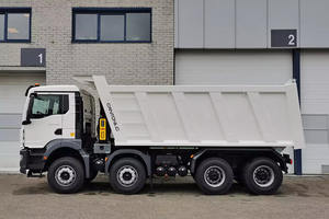 Camión Volquete Usado de Alto Rendimiento 8x4, 400HP, Diésel, Duradero, Excelente para Transporte Industrial, Totalmente Funcional, Suministrado desde Japón - Product Image 3