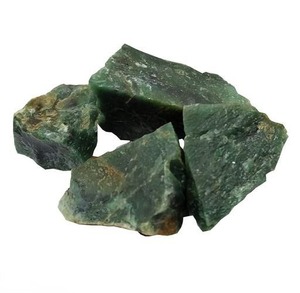 Cristal en bruto de piedra de jade verde auténtica de excelente calidad para limpieza energética y buena suerte disponible a precio de exportación - Product Image 5