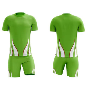 Uniforme de camiseta de fútbol hecho en poliéster 100% de estilo de tendencia Fabricación de Pakistán Uniforme de fútbol con diseño de logotipo personalizado - Product Image 1