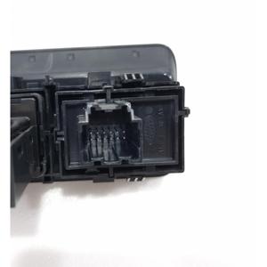 Pulsante di Apertura Portellone Posteriore per Land Rover Discovery Sport (L550) GK72-11654-CB (14>18) - Product Image 2