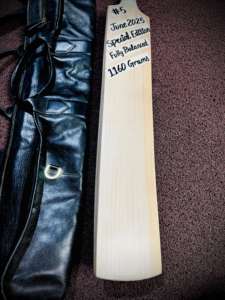 2025 SPECIAL PLAYER EDITION <b>CRICKET</b> <b>BAT</b> CUSTOM TOP QUALITY GRADE 1 ENGLISH WILLOW <b>CRICKET</b> <b>BAT</b> CUSTOM MADE HARD BALL <b>CRICKET</b> <b>BAT</b> - Product Image 4