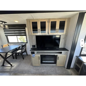 Gran descuento en remolque usado Fo-r-e-s-t- Ri-ver RV Ch-er-o-kee A-r-c-t-ic W-o-l-f- 3550 Suite 2022, listo para la venta - Product Image 5
