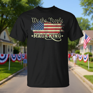 T-shirt vintage Maga King con bandiera americana We The People Design, camicia nera da uomo - Product Image 3