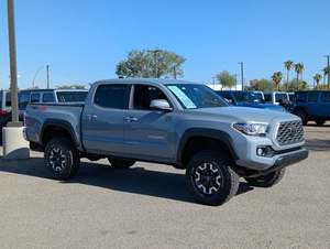 Ta-co-ma T-RD 2021 Usada de Élite, Todoterreno, Doble Cabina, 4x4 - Product Image 3