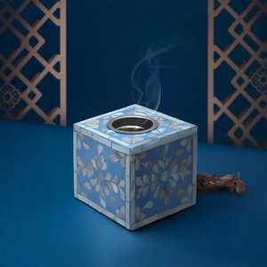 Brûleur d'encens en os incrusté de motifs floraux indiens de haute qualité, diffuseur d'encens à l'anis étoilé personnalisable en couleur et design pour la maison et la cuisine - Product Image 2