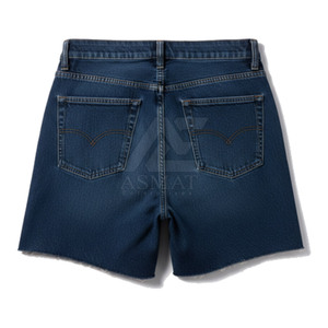 Shorts de mezclilla de algodón para hombre, corte relajado, para el día a día, cómodos para clima cálido, con un look moderno y urbano. - Product Image 6
