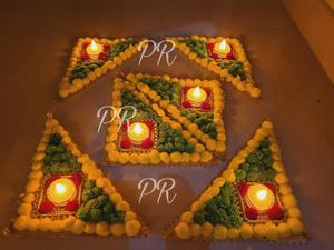 Vibrant Pom Pom 5 pcs Rangoli Bougeoir pour Diwali Belle Décoration d'intérieur pour ajouter une touche de fête à vos célébrations - Product Image 4