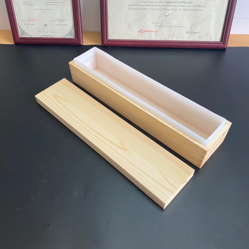 Scatola di legno da 2200ml + stampo in silicone