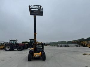 Eche un vistazo a la carretilla elevadora telescópica 2021 JCB 505-20 TC con buenos precios - Product Image 4