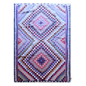 Un kilim Sanandaj vintage auténtico, hecho a mano y anudado a mano, único en su tipo, de 9'4 x 4'9. - Product Image 1