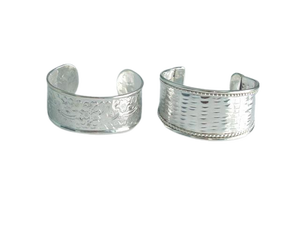 Meilleures ventes Bracelet en laiton et métal avec motif de fleurs gravées Bracelets de mode en laiton argenté pour femmes - Product Image 2