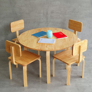 Ensemble table et 4 chaises pour enfants de style scandinave moderne en bois massif pour l'école par KGD032 - Product Image 5