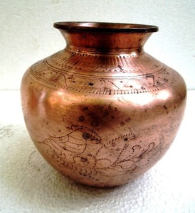 Handi โลหะตกแต่งหรูหราแบบทุบทำจากทองแดงของตกแต่งแบบอินเดียงานปาร์ตี้งานแต่งงานเสิร์ฟแบบทุบทำจากโลหะสไตล์ฮันดี้ - Product Image 1