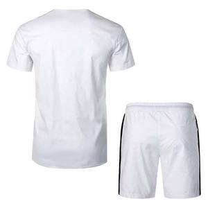 Transpirable Tallas grandes High Street Style Conjuntos de ropa para hombres Camisetas y pantalones cortos OEM Personalizado Algodón Poliéster Nueva llegada 2PCs Set - Product Image 4