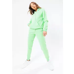 Ensemble de jogging de qualité supérieure Ensemble 2 pièces de jogging et sweat à capuche de couleur unie avec logo personnalisé Ensemble de survêtements sexy et cintrés pour femmes Survêtement - Product Image 2