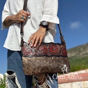 Nouveau sac à bandoulière en cuir de vachette outillé élégant occidental Offre Spéciale les femmes sac à bandoulière en cuir véritable sculpté à la main - Product Image 1