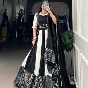 Navratri Diwali vêtements de fête de mariage Pure rayonne Lehenga Choli lourd plaine imprimé dentelle papier miroir travail Gota Patti spécial pour - Product Image 1