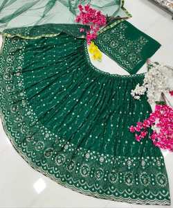 Hermosa Recepción y desgaste de fiesta bordado borde de encaje multicolor Lengha Choli para mujeres indias listo hecho + ApparelGarment - Product Image 3