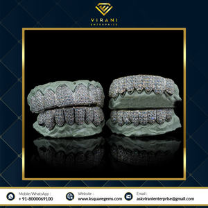 Rejillas Dentales de Plata de Ley 925 con Incrustaciones de Moissanita Redonda de Calidad Superior, Unisex, Disponibles al Precio Más Bajo para Halloween - Product Image 4