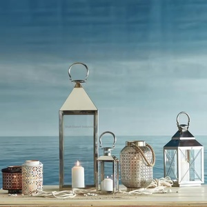 Accent Luxury Easter Eco-Friendly Vela de acero inoxidable Linterna Vidrio transparente Mango de madera Linternas de piso Decoración del hogar - Product Image 5