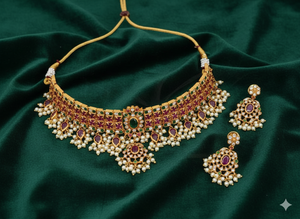 Ensemble de collier court antique en or mat poli Kemp Jewellery entièrement serti de pierres, bijoux de créateur traditionnels pour les femmes, à porter pour les fêtes - Product Image 3
