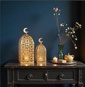 Lámpara de Media Luna de Metal con Acabado Dorado y Negro, Diseño Intrincado, Brillo Suave de Vela, Ideal para Decoración Festiva del Hogar y Regalos - Product Image 5