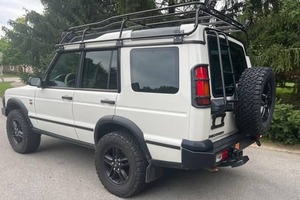 Nuevo y de Venta Rápida, Lla-nd- RRoover Discovery II SE7 2004, SUV Todoterreno Resistente para Aventuras, Resistencia Atemporal, Interior Oscuro, Cámara Trasera - Product Image 2