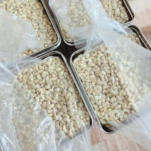 ถั่วเม็ดมะม่วงหิมพานต์ W180 W240 W320พรีเมียม Kaju badam santigo ISO, HACCP - Product Image 1