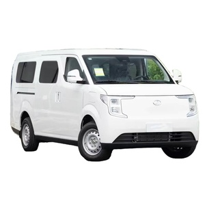 Mini-fourgonnette électrique d'occasion Rui-chi R5 2025 à vendre à prix réduit pour le transport de marchandises avec une autonomie de 201-300 km et un moteur de 120 kW - Product Image 1