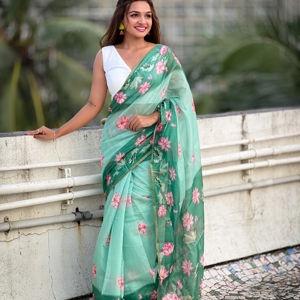 Heavy premium Pichwai Print Chanderi Cotton <b>Saree</b> Zari Border with Paired with printed <b>Blouse</b>. - Product Image 2