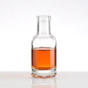 Toptan özel yuvarlak temizle çakmaktaşı boş 25ml Rum 25ml alkol cin votka viski bardağı şişe için likör