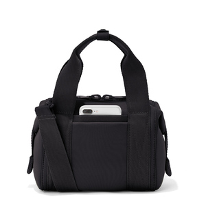 Vente en gros de sacs de sport à impression personnalisée de créateur tendance sacs de voyage Oxford portables et étanches pour la salle de sport - Product Image 4