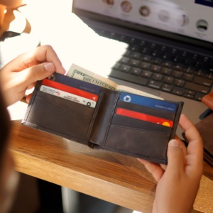 Travel-Friendly <b>RFID</b> Protected Genuine Leather <b>Card</b> <b>Holder</b> Wallet - Product Image 2