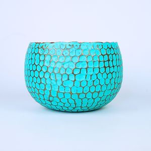 Bol en cuivre moderne et élégant avec motif en nid d'abeille pour la décoration intérieure et les collations aux fruits de mariage Art en métal artisanal - Product Image 3