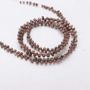 Perlas de Diamante Champagne Briolette de 2.5-4 mm, Diamantes Sueltos Naturales Facetados - Product Image 1