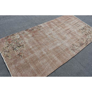 Alfombra turca de área grande Vintage, 4,2x8,4 pies, patrón rectangular clásico, diseño de retazos abstracto, Alfombra de habitación de látex de lana rosa y Beige - Product Image 2