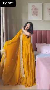 Ropa tradicional india Faux Georgette Anarkali Vestidos con borde de encaje y Dupatta con hilo con Secuencia Conjunto de borde de encaje - Product Image 3