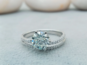 แหวนเพชรมอยส์ซาไนต์สำหรับงานหมั้นเพชร925เงินและแล็บเครื่องประดับชั้นดีได้รับการรับรองว่าเจียระไนแบบหรูหราชุบเงิน - Product Image 3