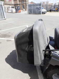 High Quality New Top Wholesale Husqvarna MZT61/TC242T Zero Turn Lawn Mower <b>Grass</b> <b>Cutting</b> <b>Machine</b> with Excellent - Product Image 5