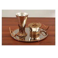 Brûleur d'arôme bakhoor en métal élégant pour un parfum d'intérieur paisible et une odeur douce relaxante