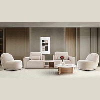 Ensemble de meubles de salon modernes et luxueux, rembourrés, avec canapé et fauteuils confortables à accoudoirs droits, pieds en bois et dossier coussiné, Villa Mall