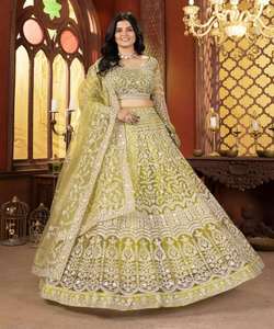 Lehenga Choli ethnique en coton imprimé avec Dupatta vêtements de créateurs lavables en machine pour les festivals, les mariages et les événements - Product Image 5